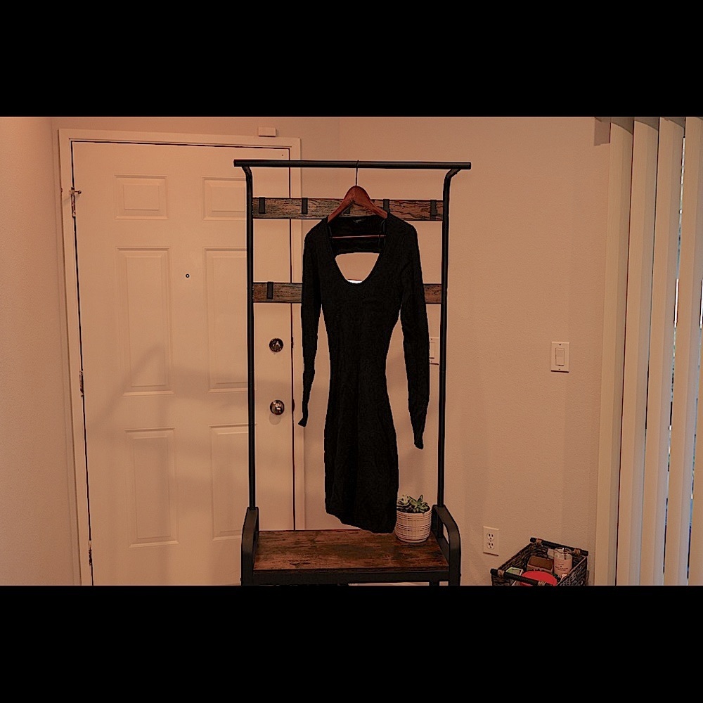 “Guess” black right cocktail dress